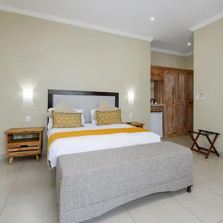 Monomotapa Village @ Legend Golf And Safari Resort Golders Green Exterior photo