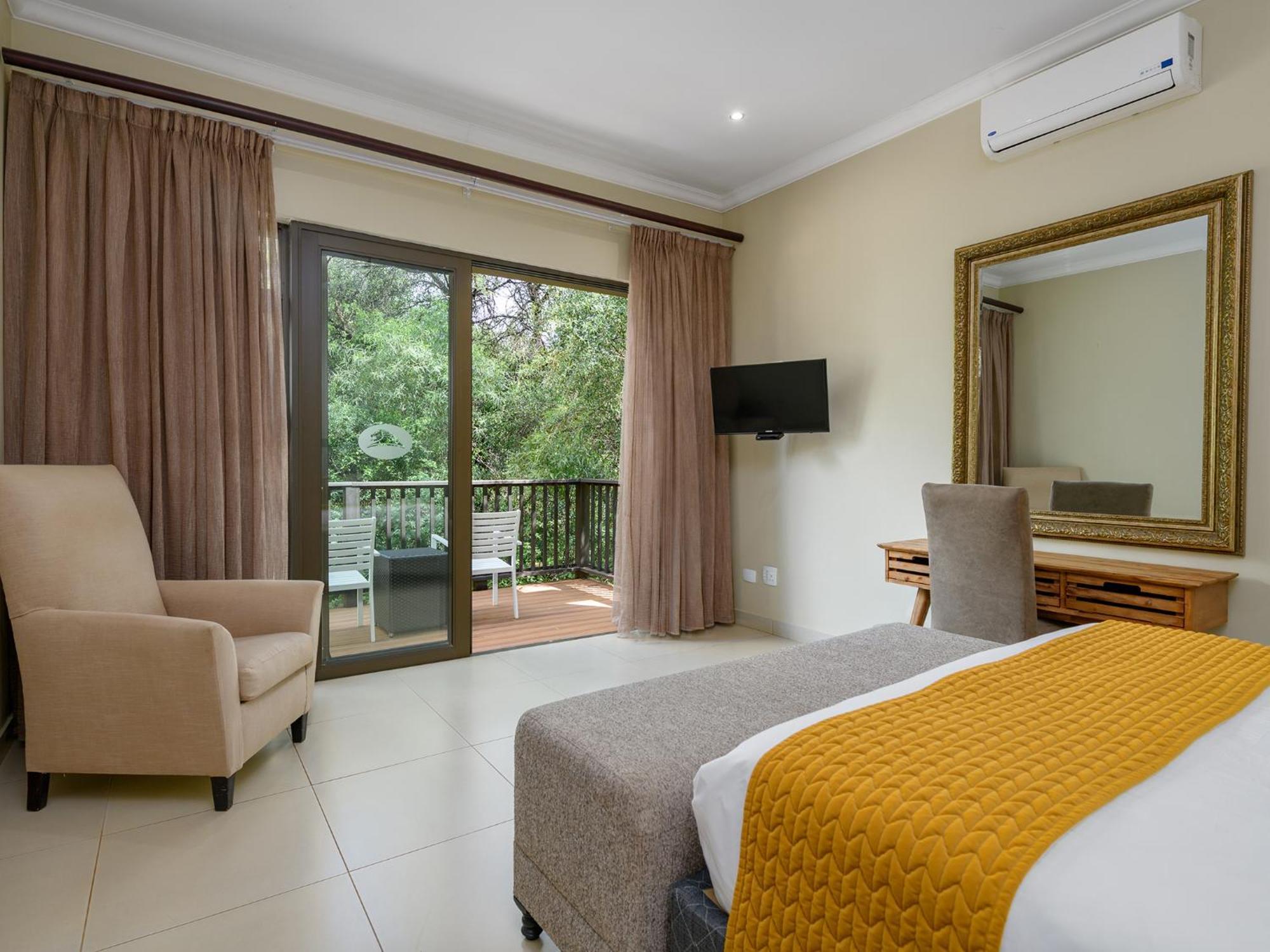 Monomotapa Village @ Legend Golf And Safari Resort Golders Green