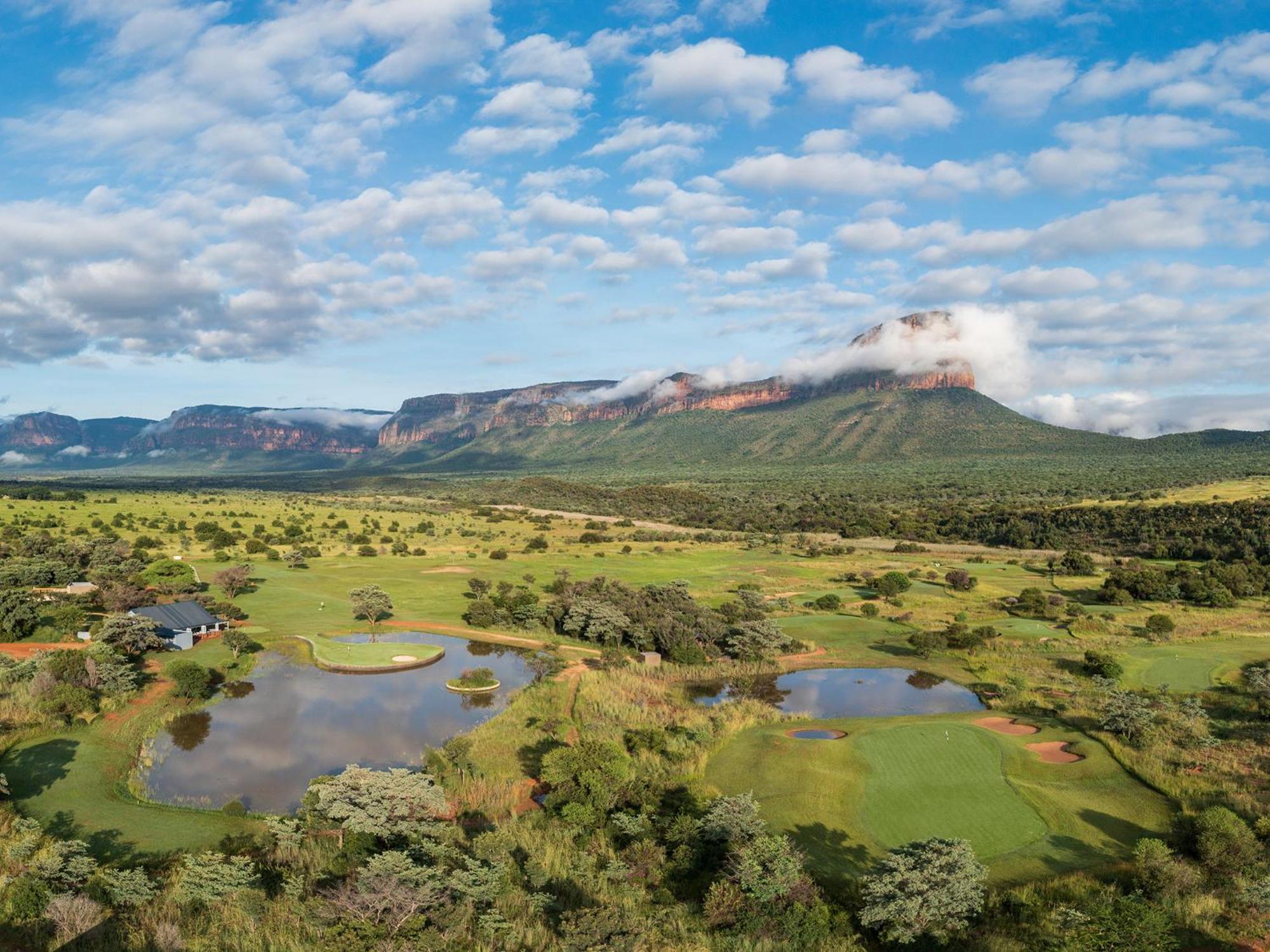 Monomotapa Village @ Legend Golf And Safari 3*